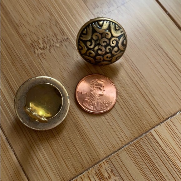 Vintage earrings - clip ons - Picture 3 of 4